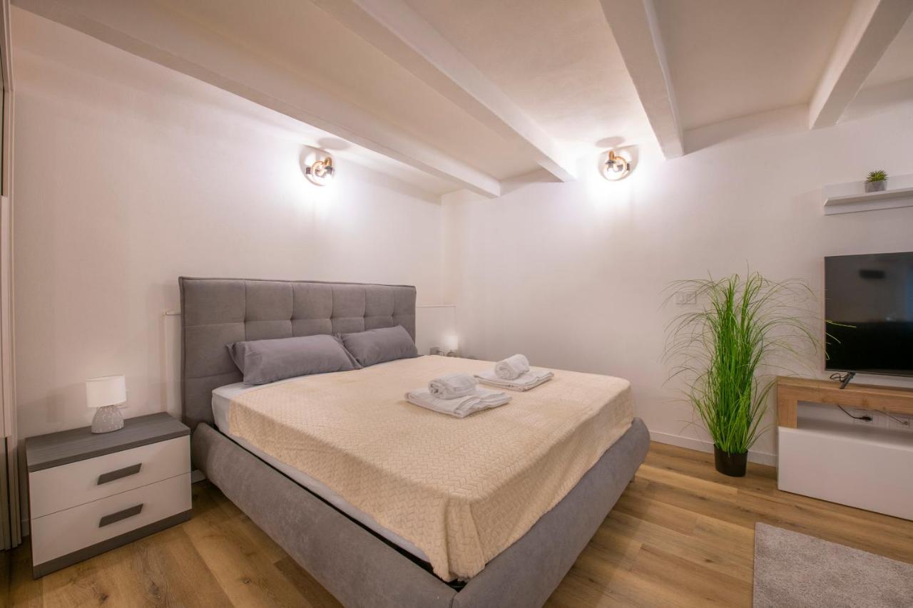 Borsarihouse Wifi & Smarttv Apartment Verona Luaran gambar