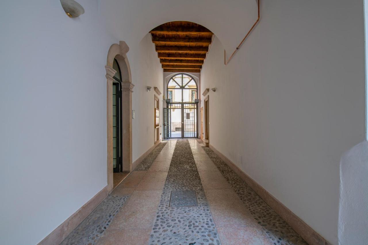 Borsarihouse Wifi & Smarttv Apartment Verona Luaran gambar